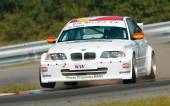 16 - S�rie 3 E46 (2000)