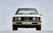 04 - 320i E21 3P (1975)