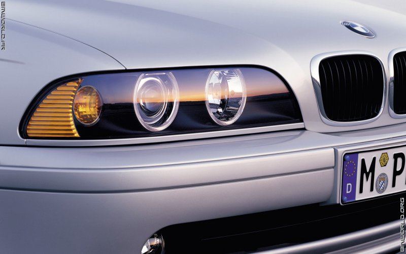 02-520i-e39-berline-%282001%29.jpg