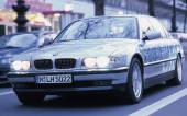 01 - 750hL E38 (2002)