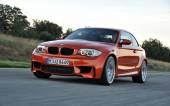 53 - Srie 1 M E82 Coup (2011)