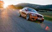 54 - Srie 1 M E82 Coup (2011)