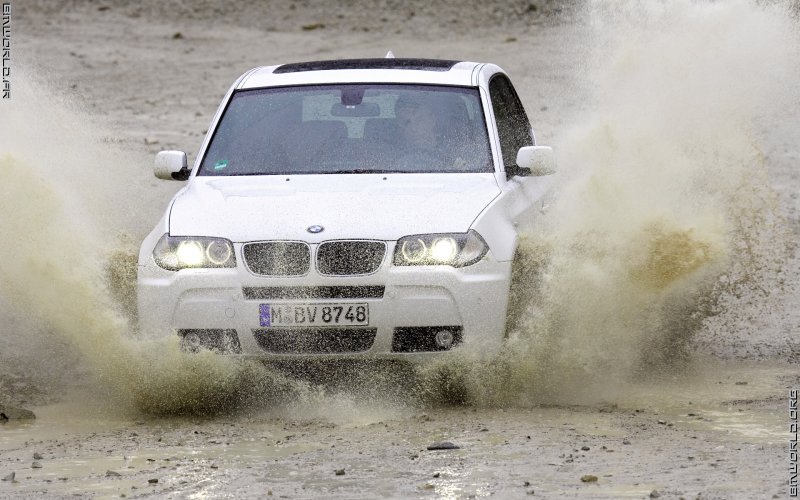 http://www.bmworld.fr/photos/voiture-de-serie/x3-e83-18d-(2009)/800x500/26-x3-e83-18d-(2009).jpg