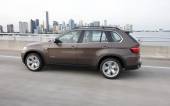 24 - X5 E70 50i (2010)